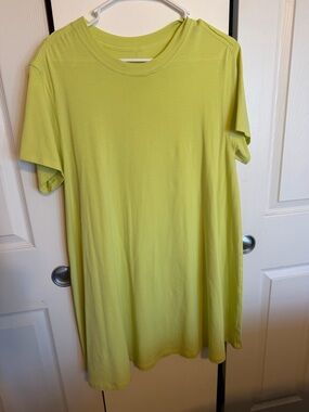 lululemon athletica Lime Green Short Sleeve Dress